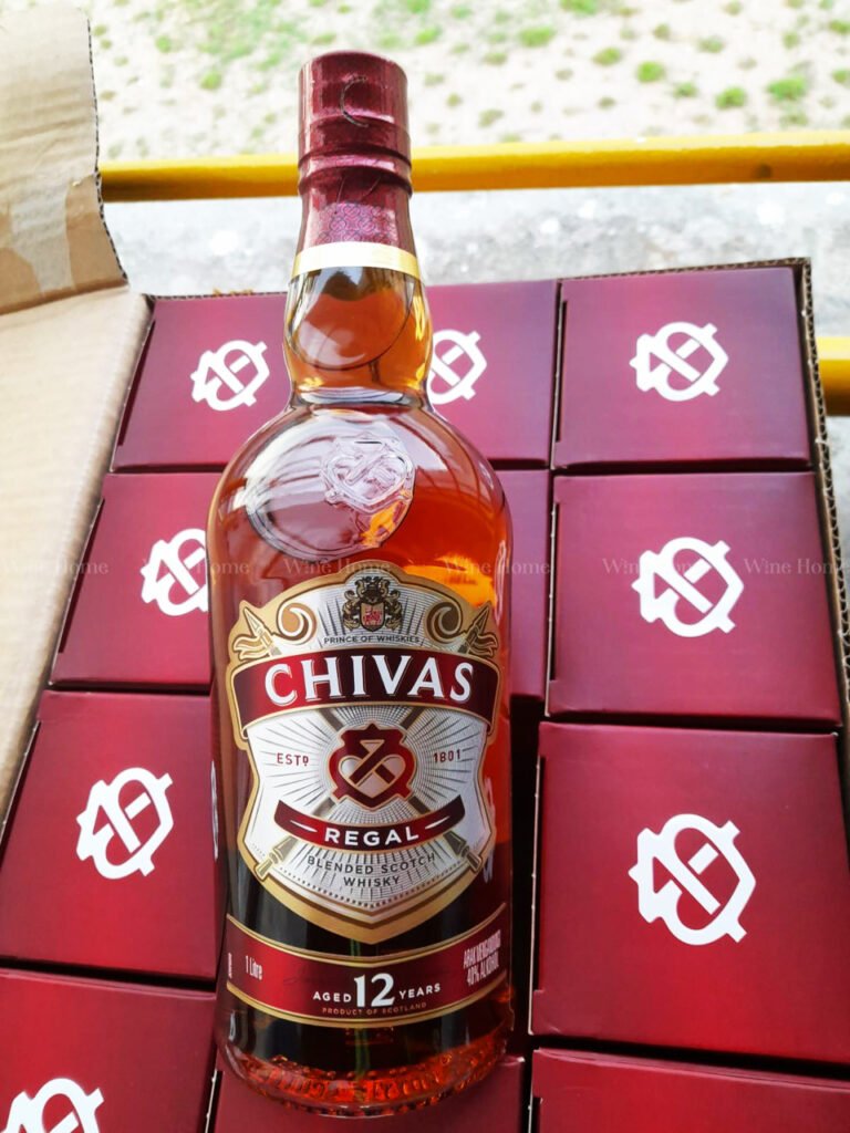 Rượu Chivas Regal 12 Xách Tay – Mua Ngay Whisky Scotland Chất Lượng Cao Rượu Chivas Regal 12 Xách Tay – Mua Ngay Whisky Scotland Chất Lượng Cao