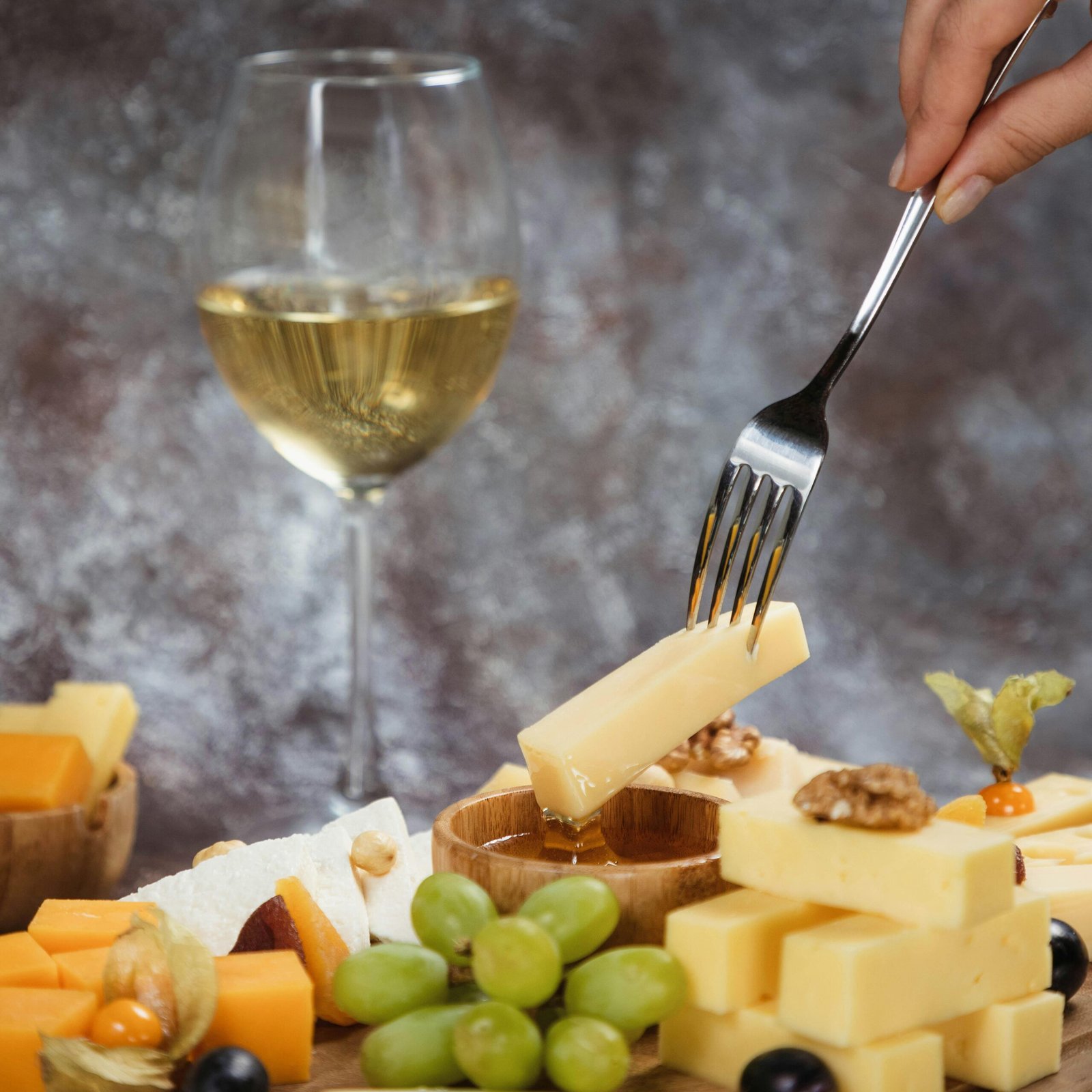 Tìm hiểu về rượu vang trắng - Phong cách rượu và kết hợp đồ ăn | Wine Home Rượu Vang Nhập Khẩu Tìm hiểu về rượu vang trắng