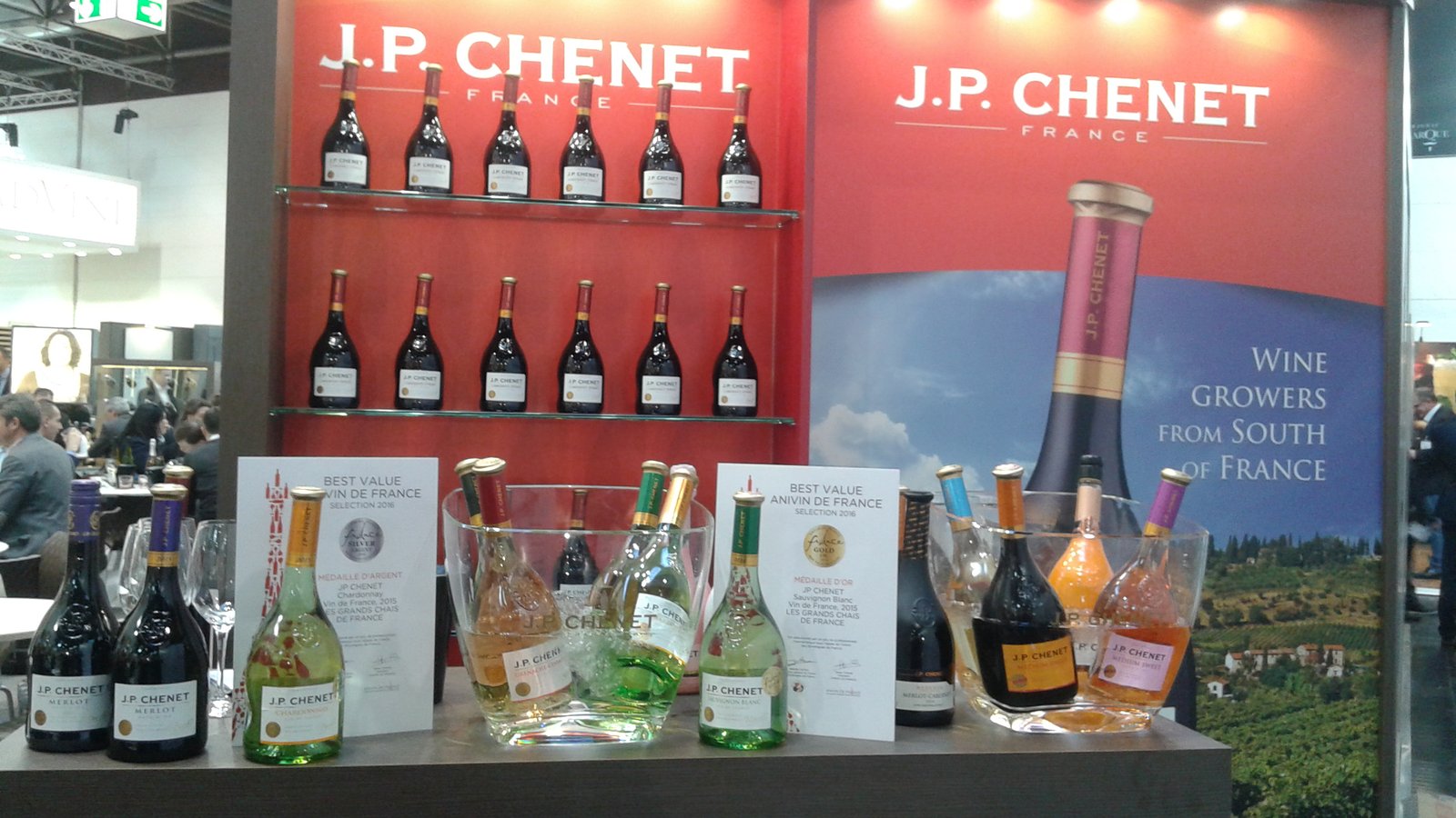 JP.CHENET Ice Edition Demi-Sec – Nét chấm phá tươi mới cho những buổi tiệc đẳng cấp | Wine Home Rượu Vang Nhập Khẩu Gian hàng JP.Chenet