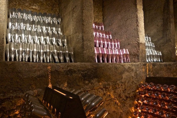 Tìm hiểu thương hiệu Champagne Armand de Brignac | Wine Home Rượu Vang Nhập Khẩu Hầm rượu Armand de Brignac