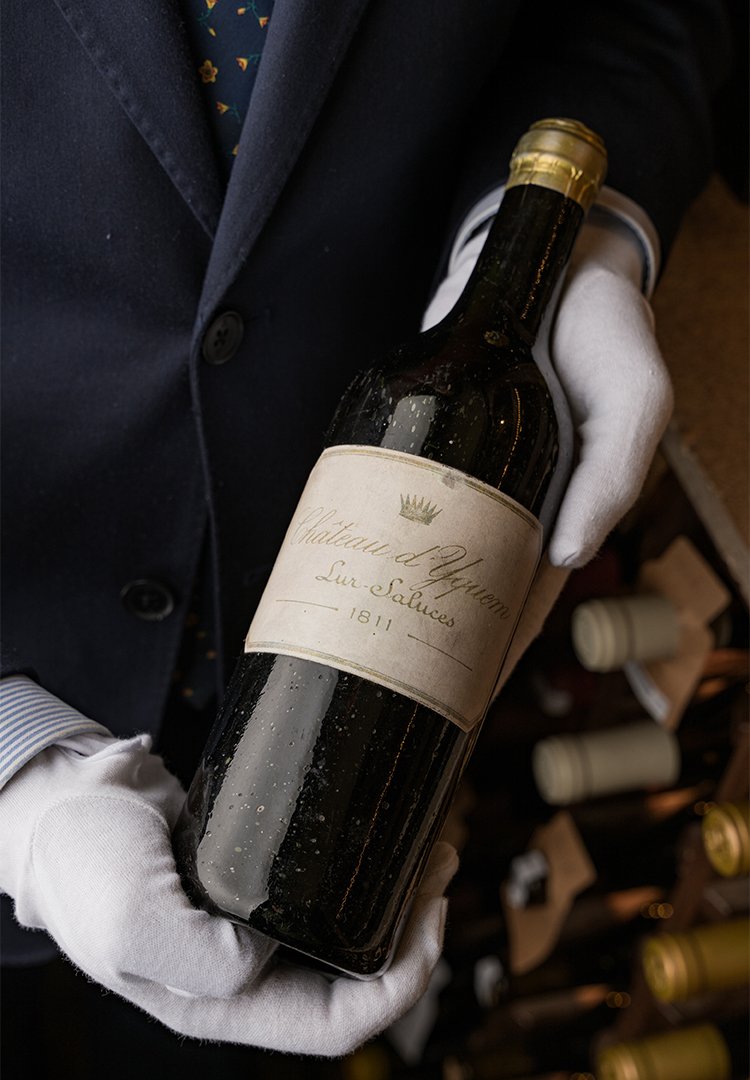 TOP 10 Chai Rượu Vang Đắt Giá Nhất Thế Giới | Wine Home Rượu Vang Nhập Khẩu Château d’Yquem 1811 – 117.000 USD