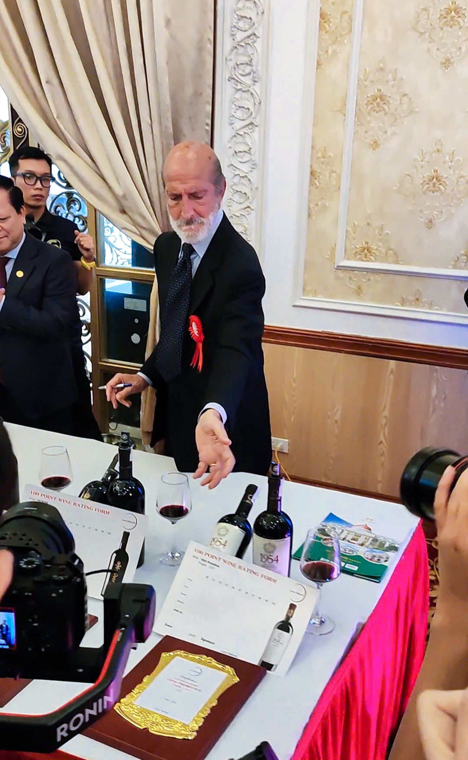 Khám Phá rượu vang Ý 1954 Primitivo – Siêu phẩm 98 điểm từ Cantine Paradiso | Rượu Vang Wine Home Luca Maroni 1954 Primitivo