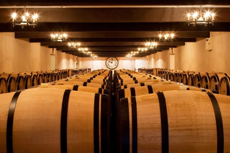 Thương Hiệu Chateau La Tour Carnet – Di sản Grand Cru Classé từ thế kỷ 12 | Wine Home Rượu Vang Nhập Khẩu Chateau La Tour Carnet