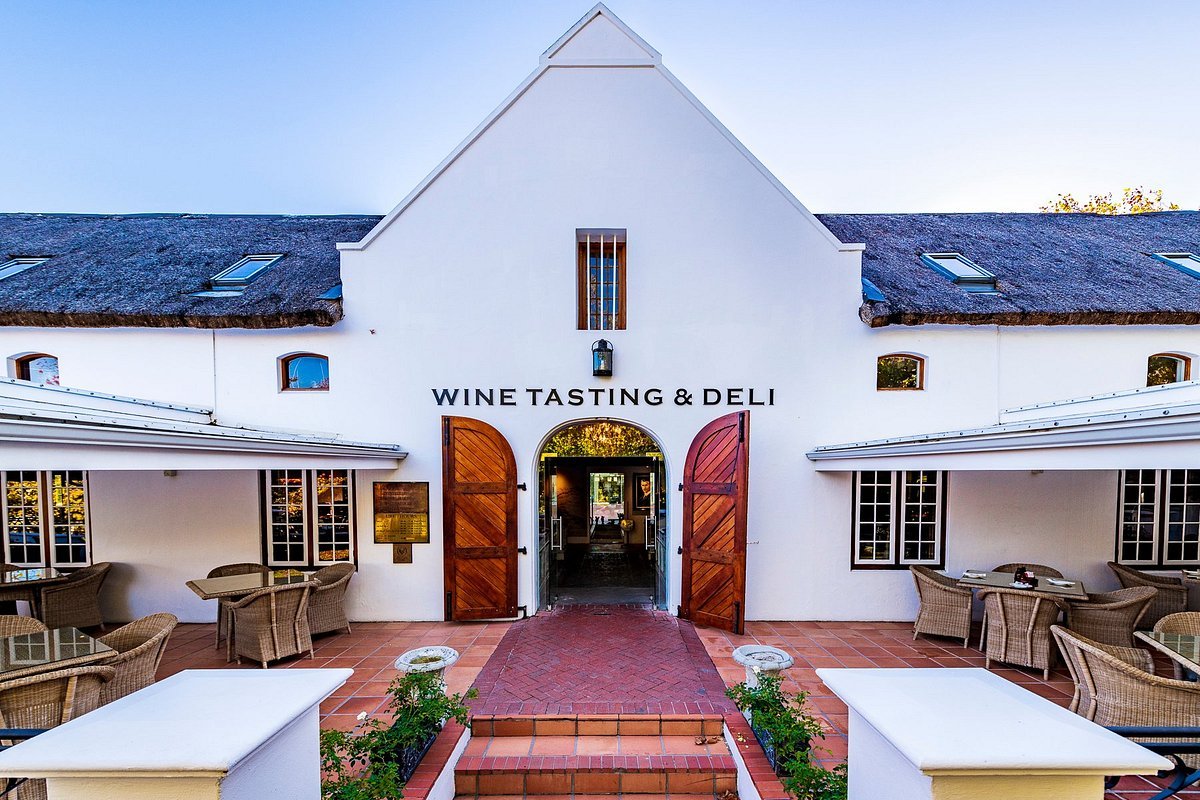 Thương hiệu Lanzerac Wine Estate – Biểu tượng rượu vang Nam Phi hơn 330 năm | Wine Home Rượu Vang Nhập Khẩu Lanzerac Wine Estate