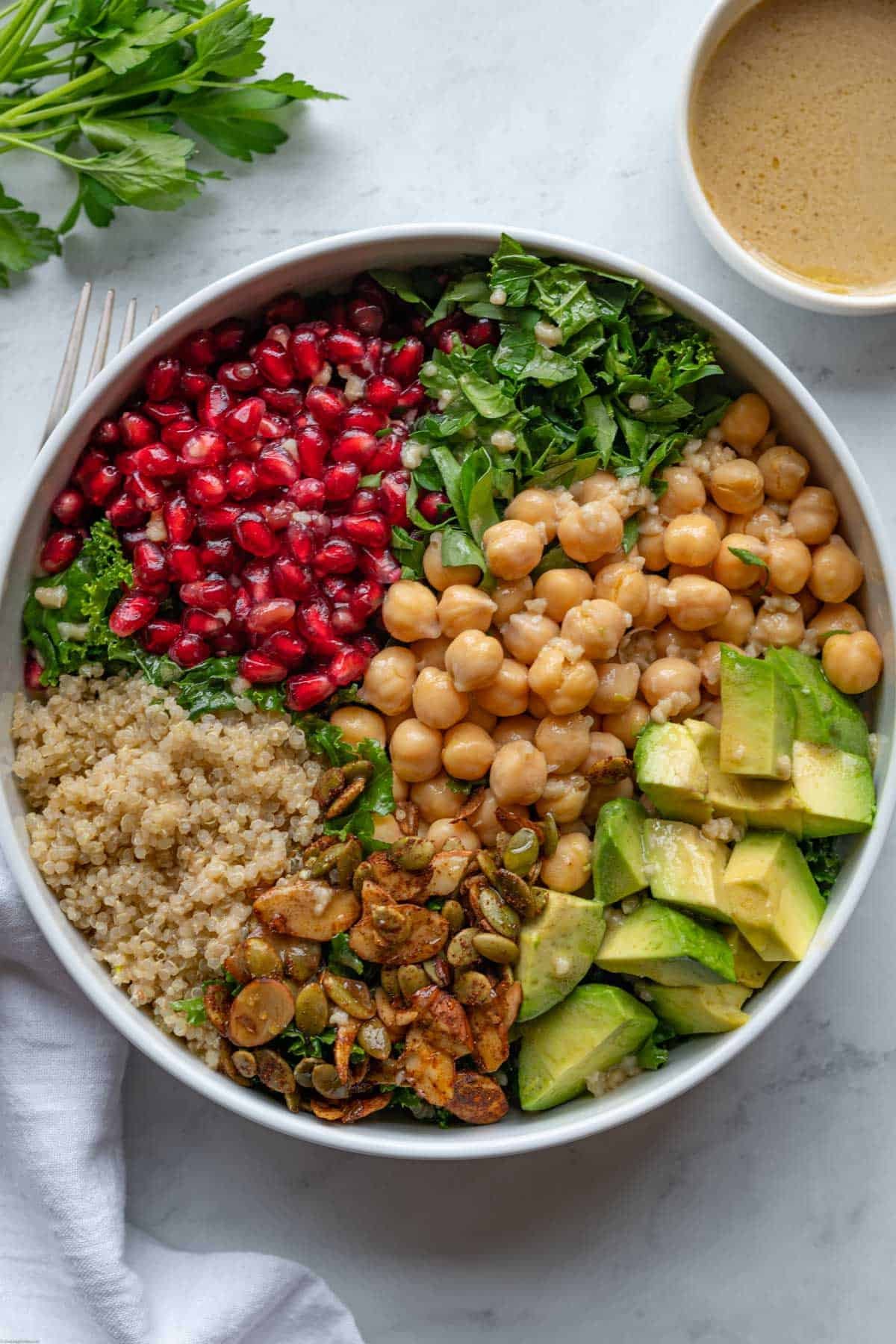 5 Món Salad Dễ Làm – Tươi Mát Tuyệt Vời Khi Thưởng Thức Cùng Rượu Vang Mùa Hè | Rượu Vang Wine Home Salad Quinoa – Rau Củ