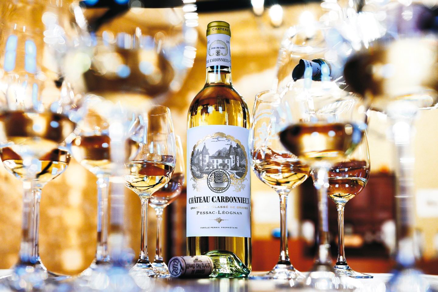 Rượu vang trắng Chateau Carbonnieux Blanc 2018 – Tinh Hoa Vang Trắng Bordeaux Từ Lòng Đất Graves | Rượu Vang Wine Home Rượu vang trắng Chateau Carbonnieux Blanc 2018