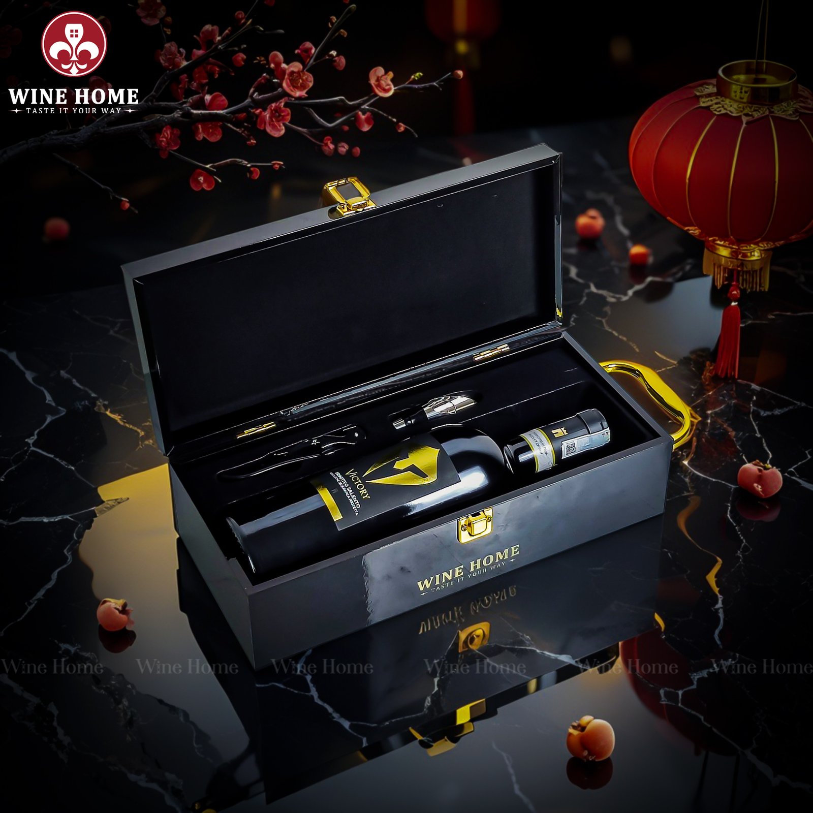 Hộp quà rượu vang 1 chai Victory Primitivo Salento – Phiên bản hộp gỗ sơn mài cao cấp sang trọng từ Wine Home | Rượu Vang Wine Home Hộp quà rượu vang 1 chai Victory Primitivo Salento