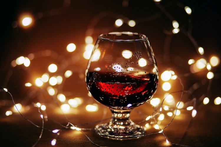 Mùa đông uống rượu vang gì mới đúng điệu?