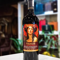 Rượu Vang Ngọt Venus Rosso Semi Dolce – Rượu vang đỏ ngọt Ý từ Puglia, mềm mại quyến rũ từ Le Vin Sud | Rượu Vang Wine Home Rượu Vang Ngọt Venus Rosso Semi Dolce