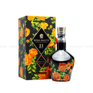 royal salute 21 richard quinn edition 2 hoa hồng