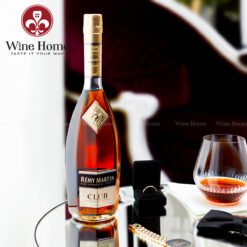 Rượu Cognac Remy Martin Club – Biểu Tượng Sang Trọng & Cá Tính | Rượu Vang Wine Home Rượu Cognac Remy Martin CLUB