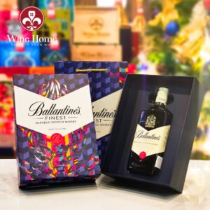 Rượu whisky : Ballantines Finest hộp quà 700ml