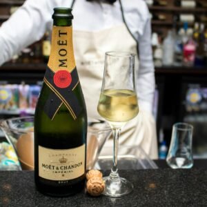 Rượu Champagne Moet Chandon Imperial Brut – Sâm Panh Kinh Điển Đẳng Cấp Thế Giới | Rượu Vang Wine Home Champagne Moet & Chandon Brut Imperial