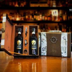 Hộp Quà Rượu Vang 2 Chai Rượu Vang Ý Victory Primitivo Salento – Món Quà Tinh Tế, Giá Trị Đẳng Cấp | Rượu Vang Wine Home Hộp quà rượu vang 2 chai rượu vang Ý Victory Primitivo Salento