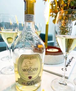 Rượu vang trắng Guarini Moscato Dolce