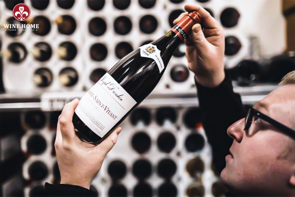 Cách phân biệt vang đỏ thật và giả