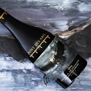 Rượu Vang Pháp Pont des Arts Corton Grand Cru Les Maréchaudes – Kết Tinh Nghệ Thuật Yan Pei Ming và Burgundy Huyền Thoại | Rượu Vang Wine Home Pont des Arts Corton Grand Cru Les Maréchaudes