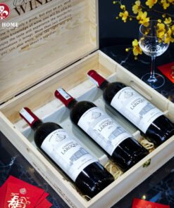 Hộp quà rượu vang 3 chai Chateau Laroque Saint Emilion Grand Cru
