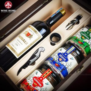 Hộp quà Tết Xuân Mã Tấn Tài XM06