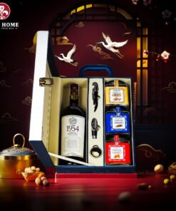 Hộp Quà Tết Rượu Hạt Hộp Da Xanh Quai Xách Dọc 02 - Quà Tặng Doanh Nghiệp Sang Trọng | Rượu Vang Wine Home Hộp Quà Tết Rượu Hạt Hộp Da Xanh Quai Xách Dọc 02