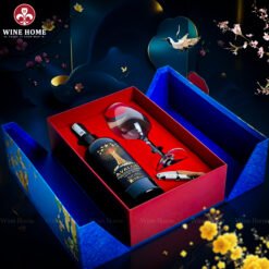 Hộp Quà Tết Cao Cấp Sắc Xuân 2026 SXWH04 – Khởi Nguồn Tinh Hoa, Tôn Vinh Đẳng Cấp Cùng Wine Home | Rượu Vang Wine Home Hộp Quà Tết Cao Cấp Sắc Xuân 2026 SXWH04