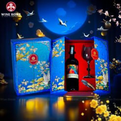 Hộp Quà Tết Cao Cấp Sắc Xuân 2026 SXWH07 – Khởi Nguồn Tinh Hoa, Tôn Vinh Đẳng Cấp Cùng Wine Home | Rượu Vang Wine Home Hộp Quà Tết Cao Cấp Sắc Xuân 2026 SXWH07